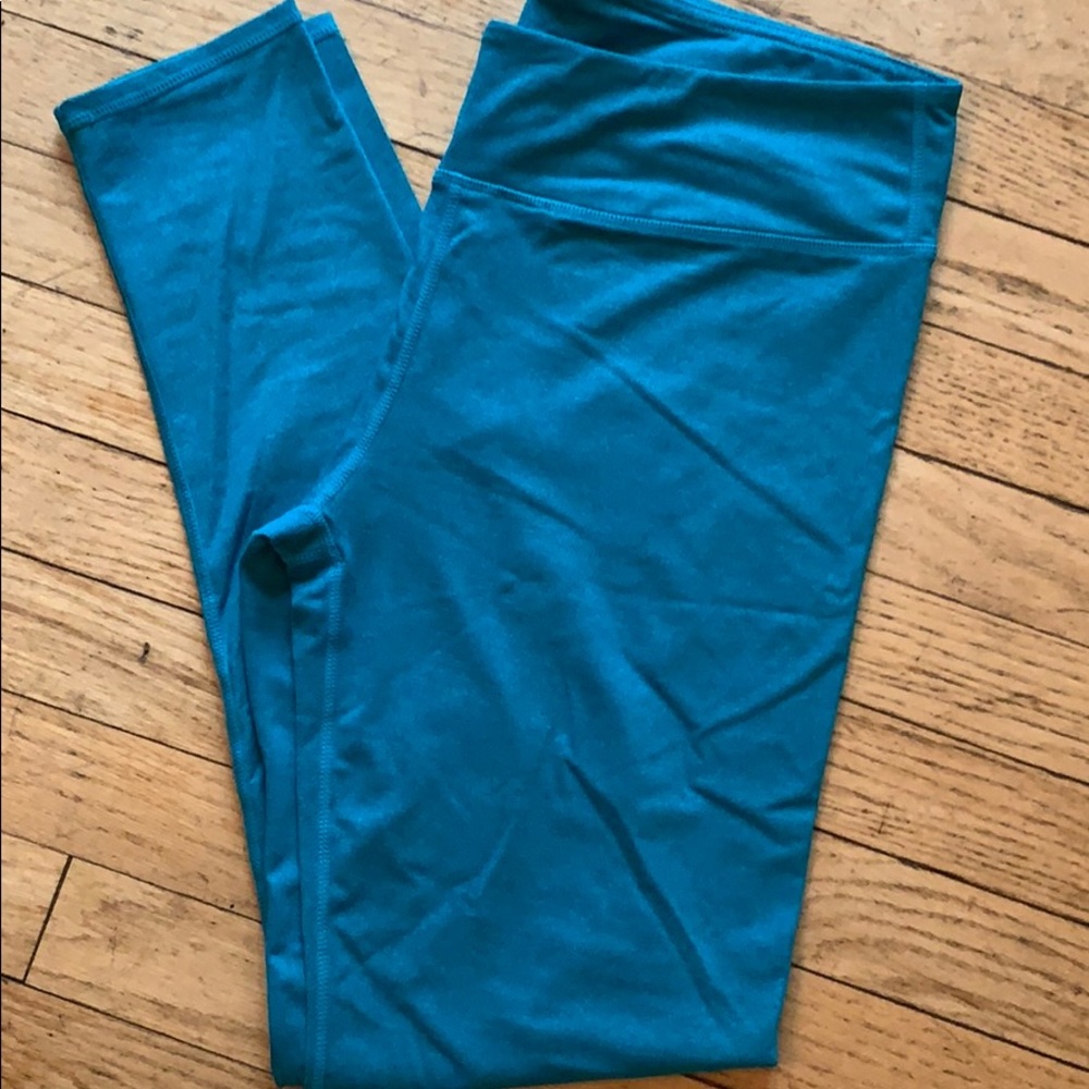 Teal yoga by Fabletics!